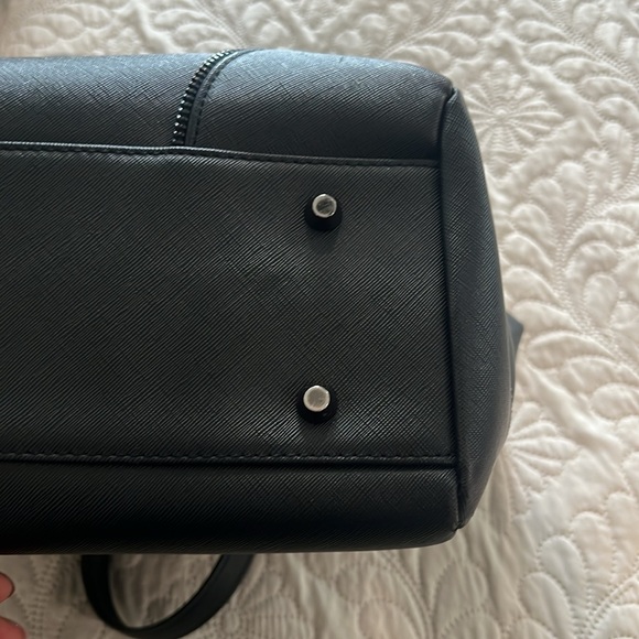 Medium Michelle Tote GLASS LADDER & CO. - Picture 9 of 9